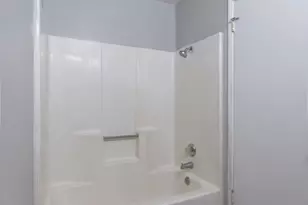 2366 N Main St 8, Salinas, CA 93906 - Photo 9