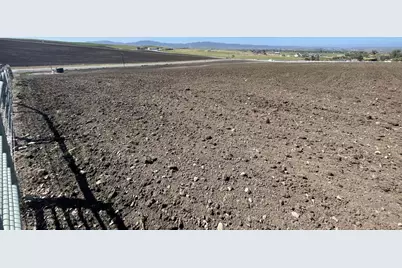 1810 Santa Ana Valley Rd, Hollister, CA 95023 - Photo 5