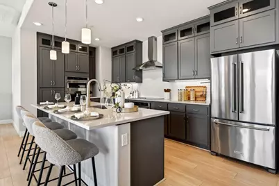 220 Waters Park Cir 304, San Mateo, CA 94403 - Photo 3