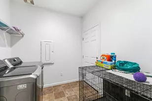 6349 W Acacia Ave, Fresno, CA 93723 - Photo 7