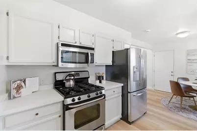 894 Grape Ave, Sunnyvale, CA 94087 - Photo 9