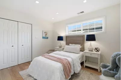 894 Grape Ave, Sunnyvale, CA 94087 - Photo 15