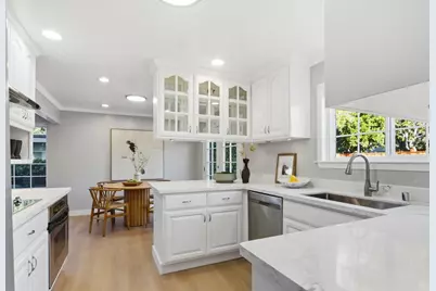 1078 Oaktree Dr, San Jose, CA 95129 - Photo 11