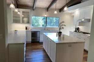 121 Degas Rd, Portola Valley, CA 94028 - Photo 9