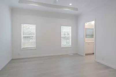 238 Chateau La Salle Dr 238, San Jose, CA 95111 - Photo 21