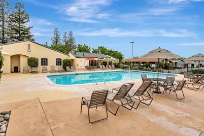 238 Chateau La Salle Dr 238, San Jose, CA 95111 - Photo 39