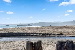 619 Beach Dr, Aptos, CA 95003 - Photo 45