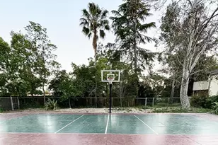 1087 N Abbott Ave, Milpitas, CA 95035 - Photo 11