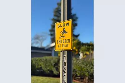 211 Drakes Bay Ave, Los Gatos, CA 95032 - Photo 21