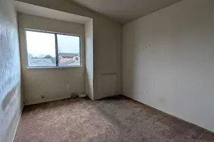 4900 Camino Royale Dr, Sacramento, CA 95823 - Photo 13