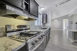 866 Spindrift 866, San Jose, CA 95134 - Photo 11