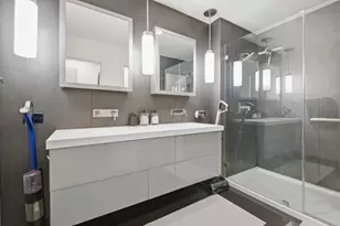 88 E San Fernando St 308, San Jose, CA 95113 - Photo 15