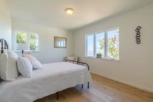 15 Buckland Ct, San Carlos, CA 94070 - Photo 27