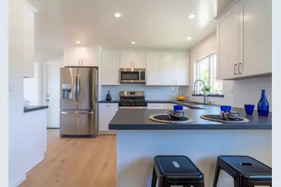 15 Buckland Ct, San Carlos, CA 94070 - Photo 9