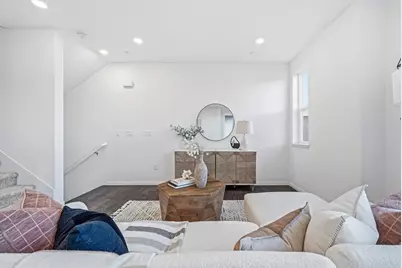 621 Blackbury Ln, San Jose, CA 95133 - Photo 7