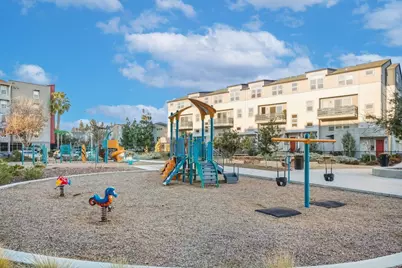 621 Blackbury Ln, San Jose, CA 95133 - Photo 39