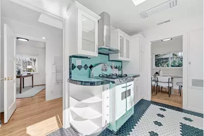 2306 Peachtree Ln, San Jose, CA 95128 - Photo 13