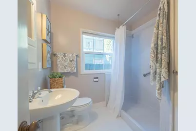 801 Laurel Ave, Pacific Grove, CA 93950 - Photo 31