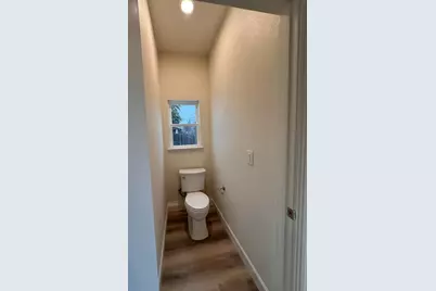 1220 S Church St, Lodi, CA 95240 - Photo 31