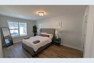 910 Skyline Dr, Daly City, CA 94015 - Photo 15