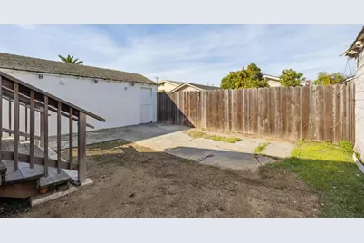 2139 108th Ave, Oakland, CA 94603 - Photo 27