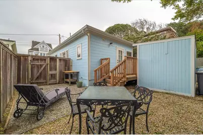 132 6th St, Pacific Grove, CA 93950 - Photo 31