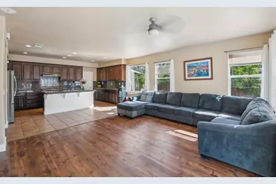 1512 Marigold Dr, Patterson, CA 95363 - Photo 11