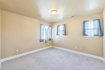 1512 Marigold Dr, Patterson, CA 95363 - Photo 9