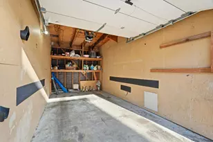 5547 Russo Dr, San Jose, CA 95118 - Photo 15