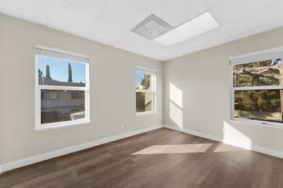 1131 Luchessi Dr, San Jose, CA 95118 - Photo 27