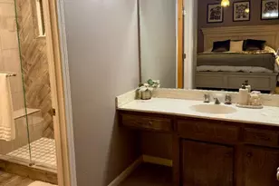 870 W Edmundson Ave, Morgan Hill, CA 95037 - Photo 13