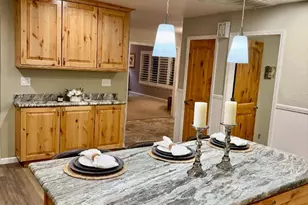 870 W Edmundson Ave, Morgan Hill, CA 95037 - Photo 5