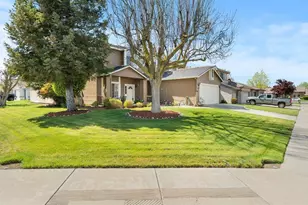 1672 Bailey Dr, Ripon, CA 95366 - Photo 3