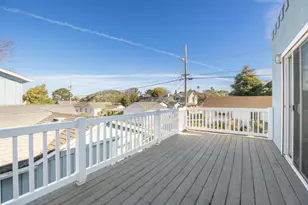 514 6th St, Pacific Grove, CA 93950 - Photo 25