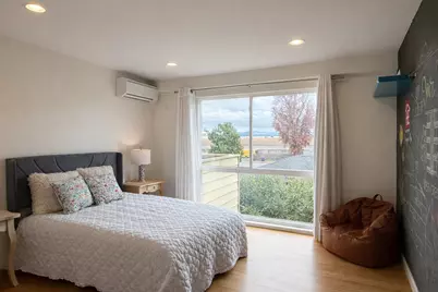 1033 Crestview Dr 216, Mountain View, CA 94040 - Photo 13