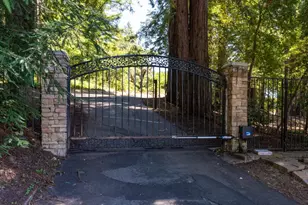 23695 Hutchinson Rd, Los Gatos, CA 95033 - Photo 3