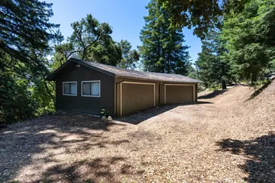 23695 Hutchinson Rd, Los Gatos, CA 95033 - Photo 41