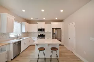 813 Big Range Wy, Rocklin, CA 95765 - Photo 9