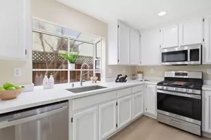 2666 Hesselbein Way, San Jose, CA 95148 - Photo 9