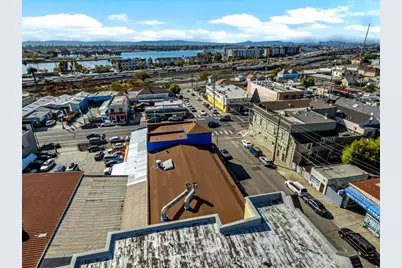 1200 E 12th St, Oakland, CA 94606 - Photo 15