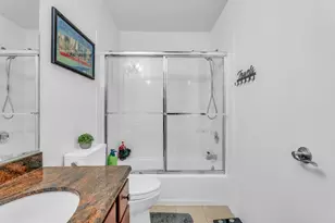 1930 Mission St 4, San Francisco, CA 94103 - Photo 9