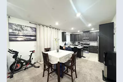 8830 Encore Way, Elk Grove, CA 95757 - Photo 9