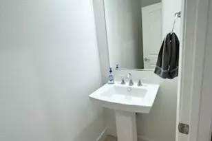 8830 Encore Wy, Elk Grove, CA 95757 - Photo 5