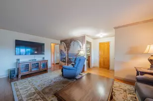 1231 Padre Dr, Salinas, CA 93901 - Photo 9