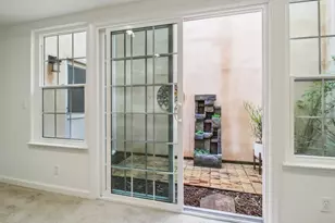 800 Rebecca Privada, Mountain View, CA 94040 - Photo 11