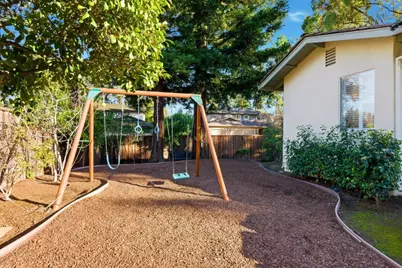 1115 Covington Rd, Los Altos, CA 94024 - Photo 45