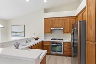 2251 Fairhaven Dr, Hollister, CA 95023 - Photo 9