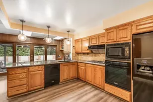 5595 San Antonio St, Pleasanton, CA 94566 - Photo 15