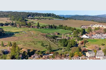 1055 Nobel Dr, Santa Cruz, CA 95060 - Photo 41