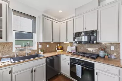 1055 Nobel Dr, Santa Cruz, CA 95060 - Photo 11